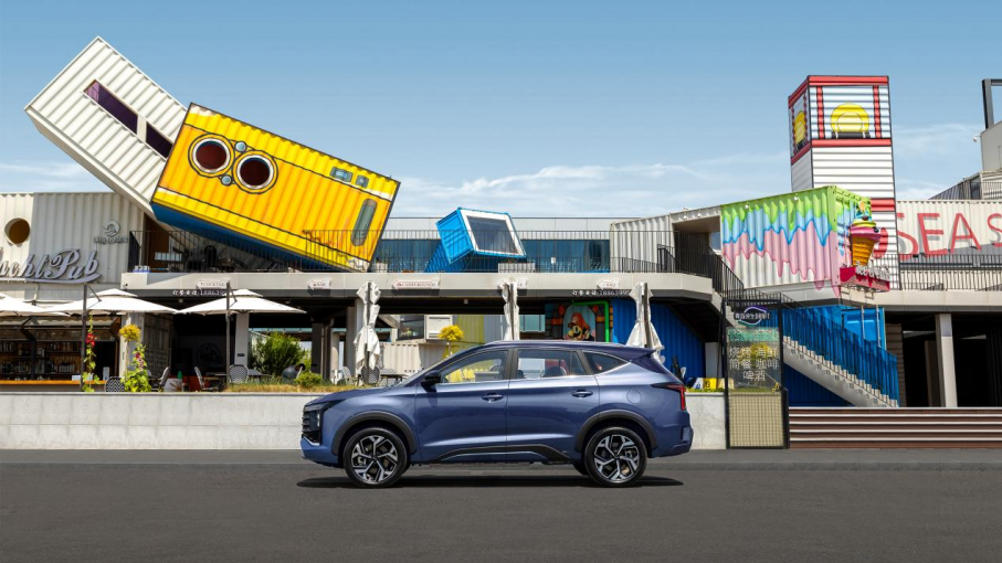 9.98-14.98万元  大七座电混SUV  Z6·尊龙凯时X8 E家正式上市2326.png